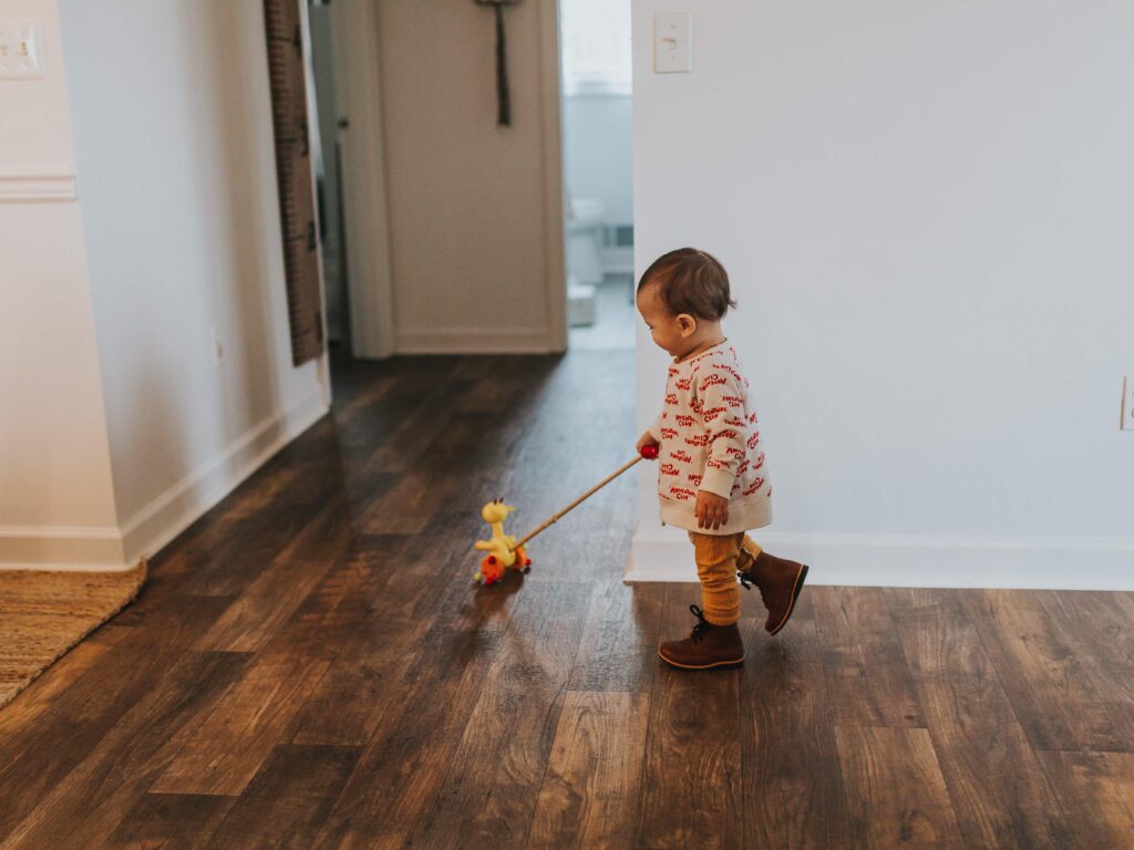 Essential Dos and Don’ts for Maintaining Hardwood Floors