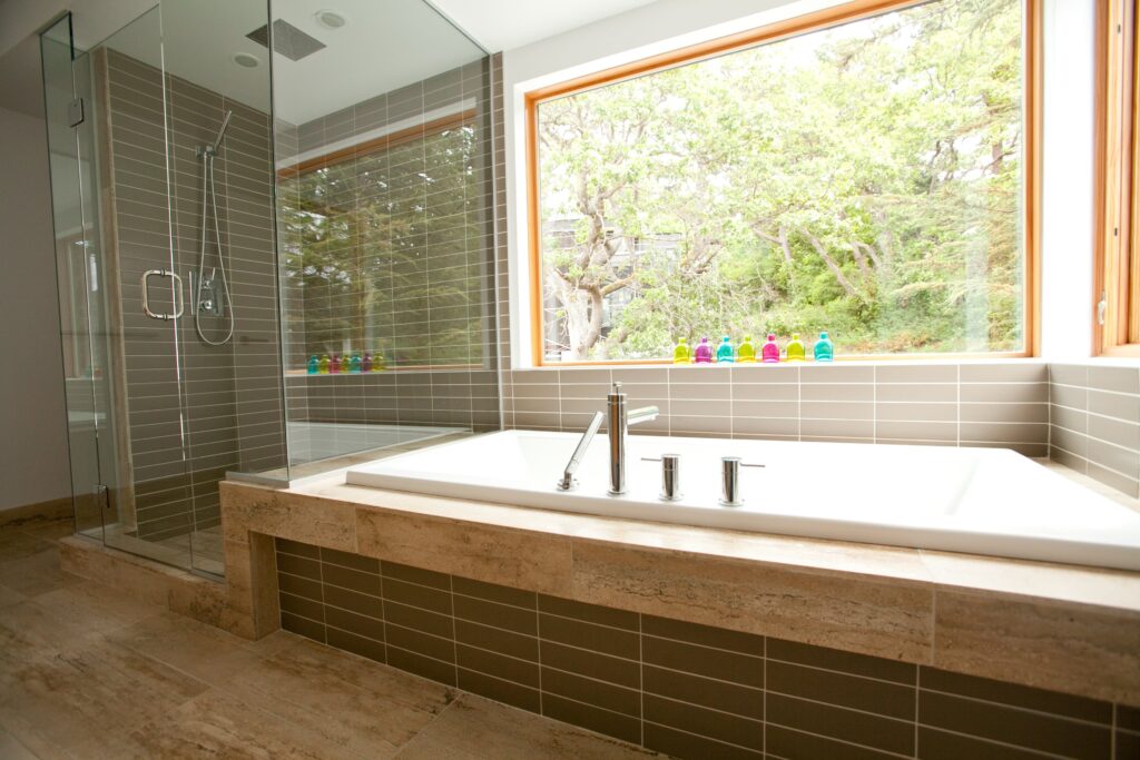 Smart Strategies for an Affordable Bathroom Remodel